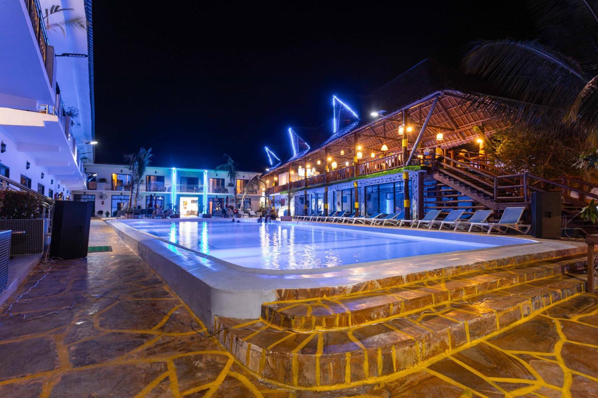 Canary Hotel & Spa Нунгві Екстер'єр фото