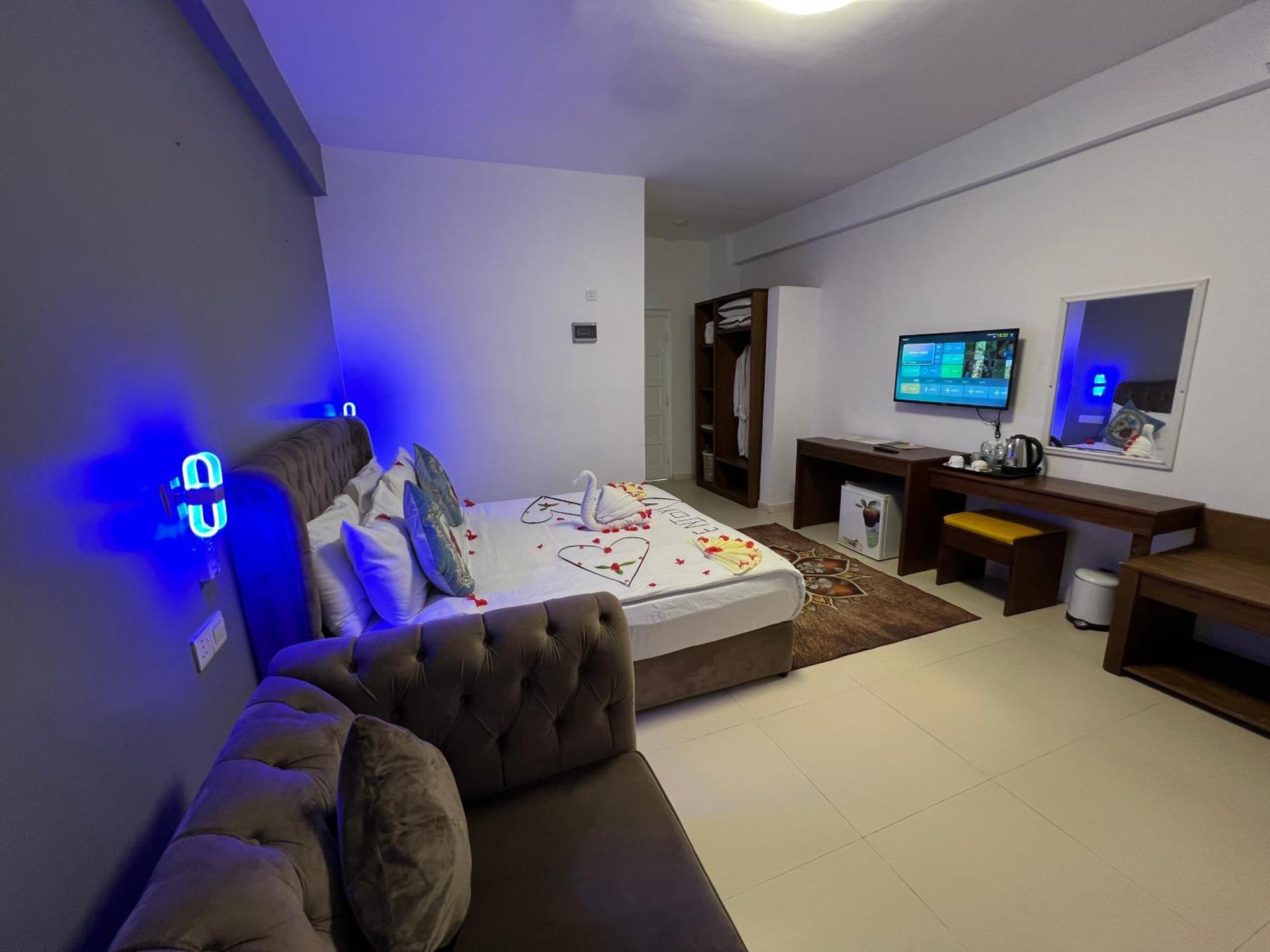 Canary Hotel & Spa Нунгві Екстер'єр фото