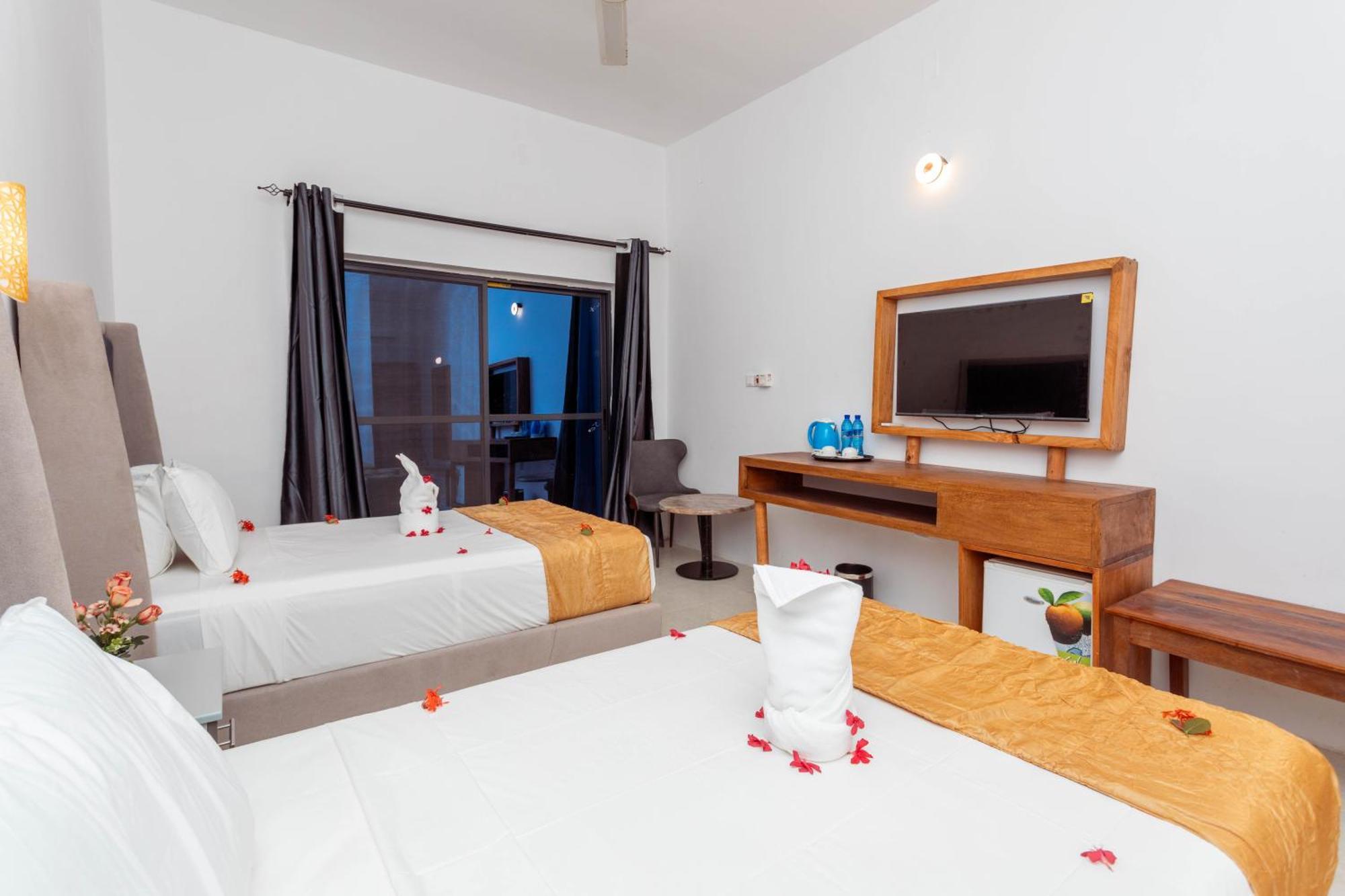Canary Hotel & Spa Нунгві Екстер'єр фото